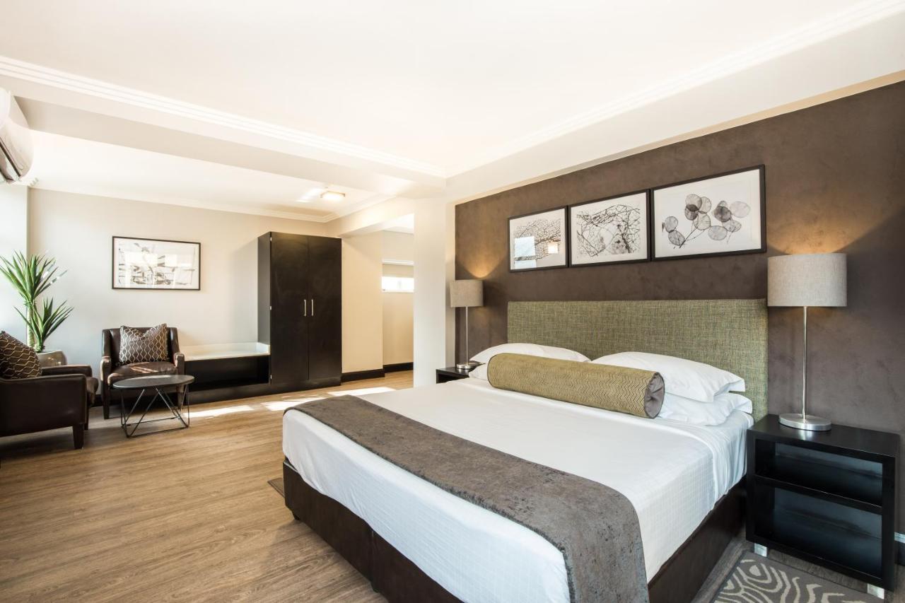 Belaire Suites Hotel Durban Exterior photo